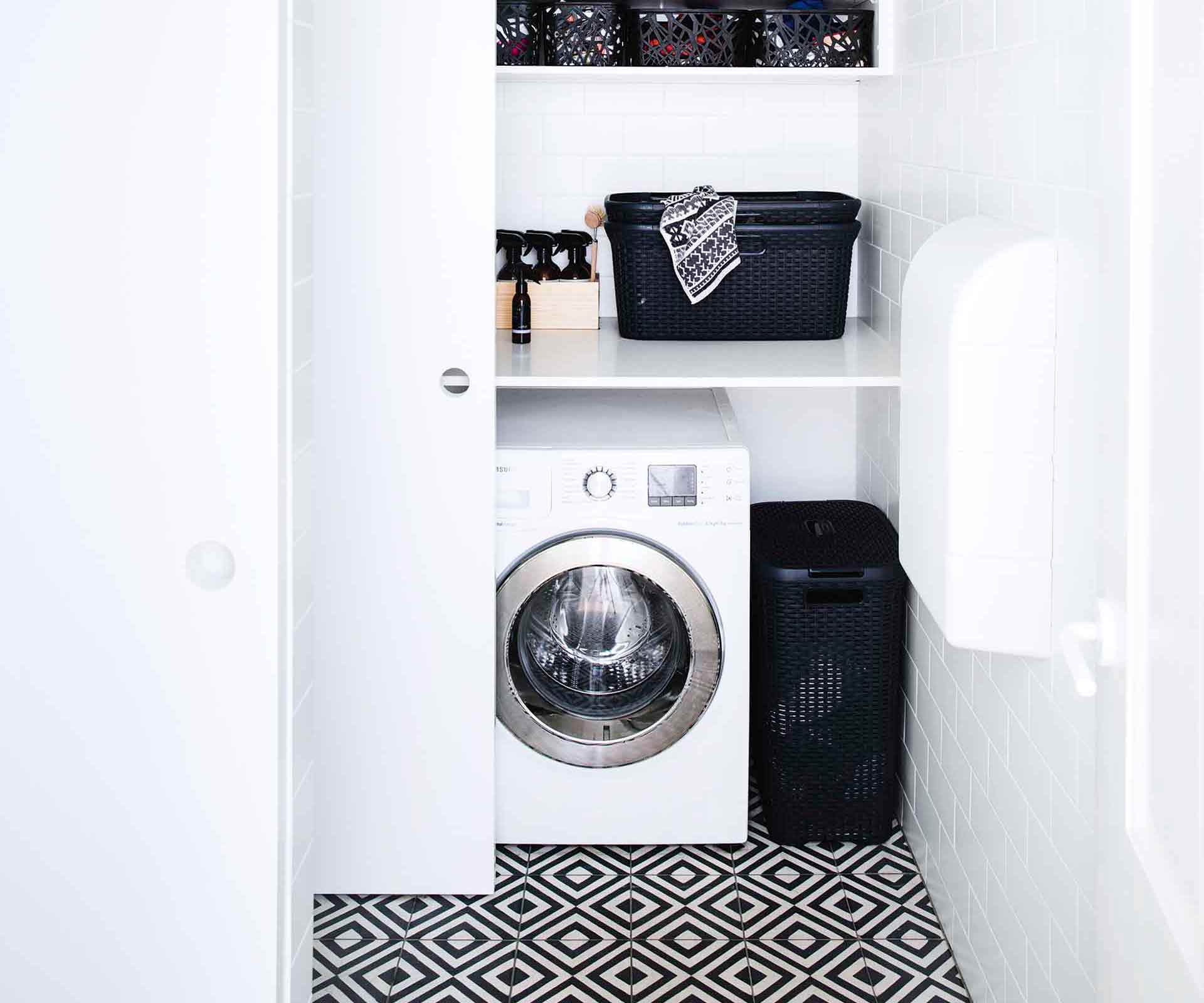 5 laundry room decor ideas to take it to the next level