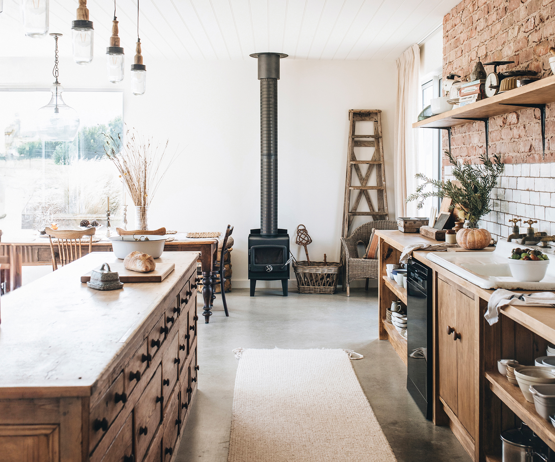 A new country home that meets the past with a cache of vintage finds
