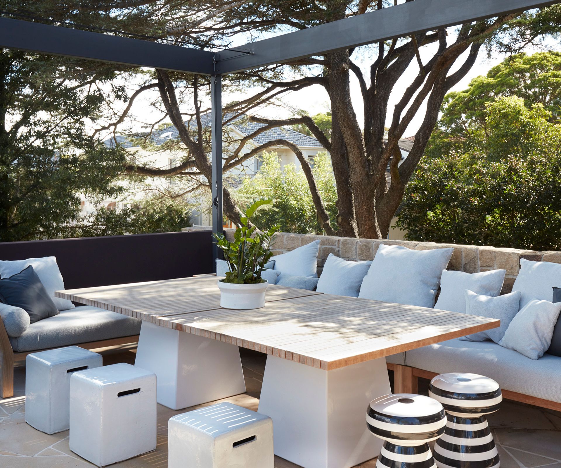 10 dreamy outdoor furniture sets to level up your entertaining game