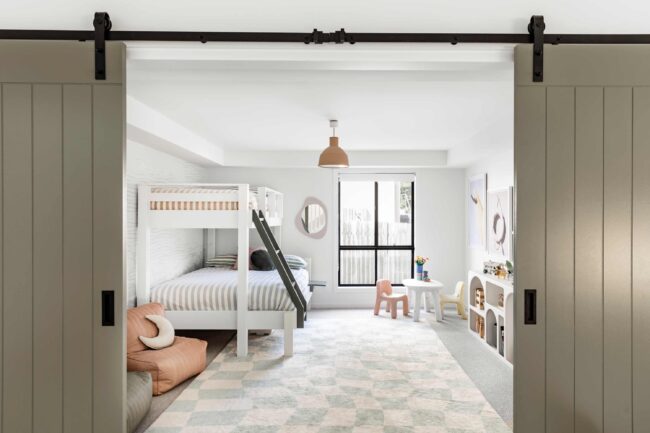 uma-on-werri-coastal-style-home-kids-room