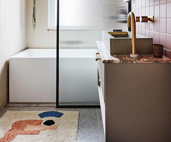 10 on-trend bath mats to elevate your bathroom