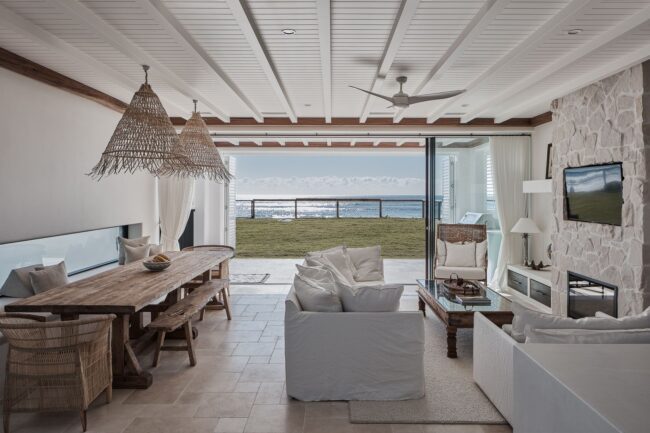 Grace-loves-lace-gold-coast-beachfront-dining