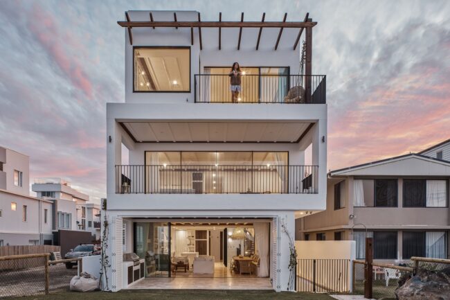 Grace-loves-lace-gold-coast-exterior-three-storey