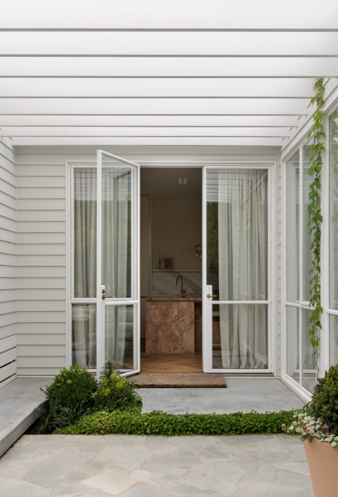 heritage-weatherboard-federation-exterior-doors