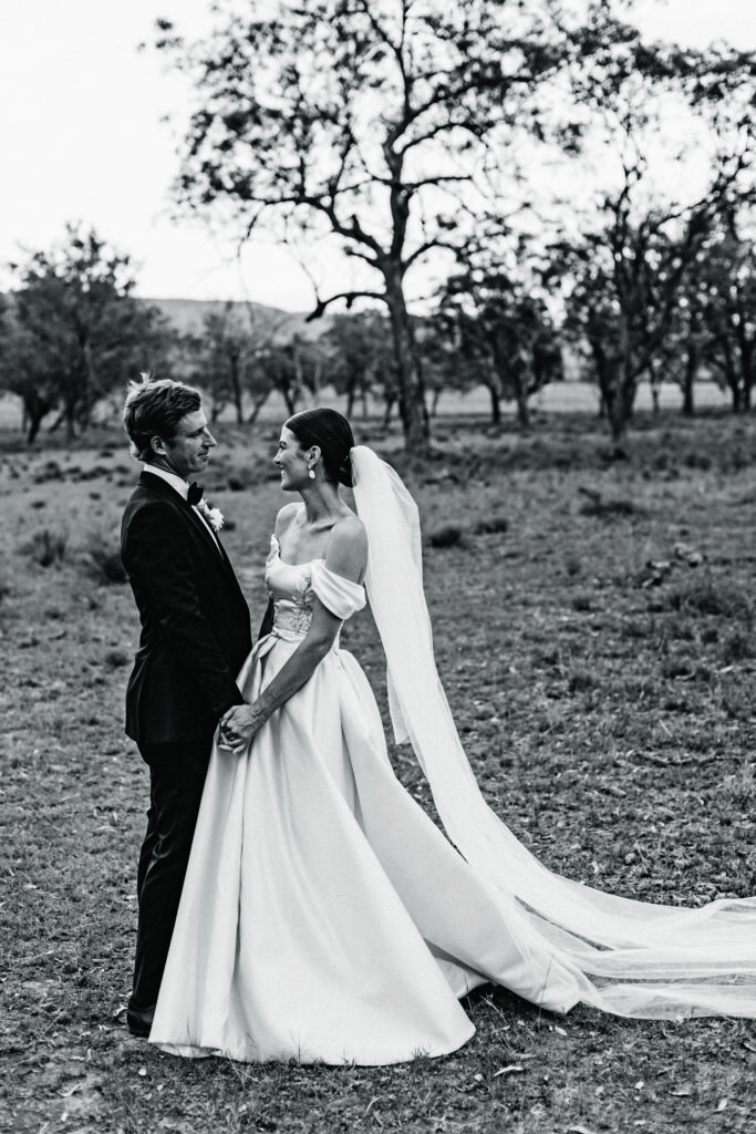 polly-jack-wedding-bush-blackandwhite