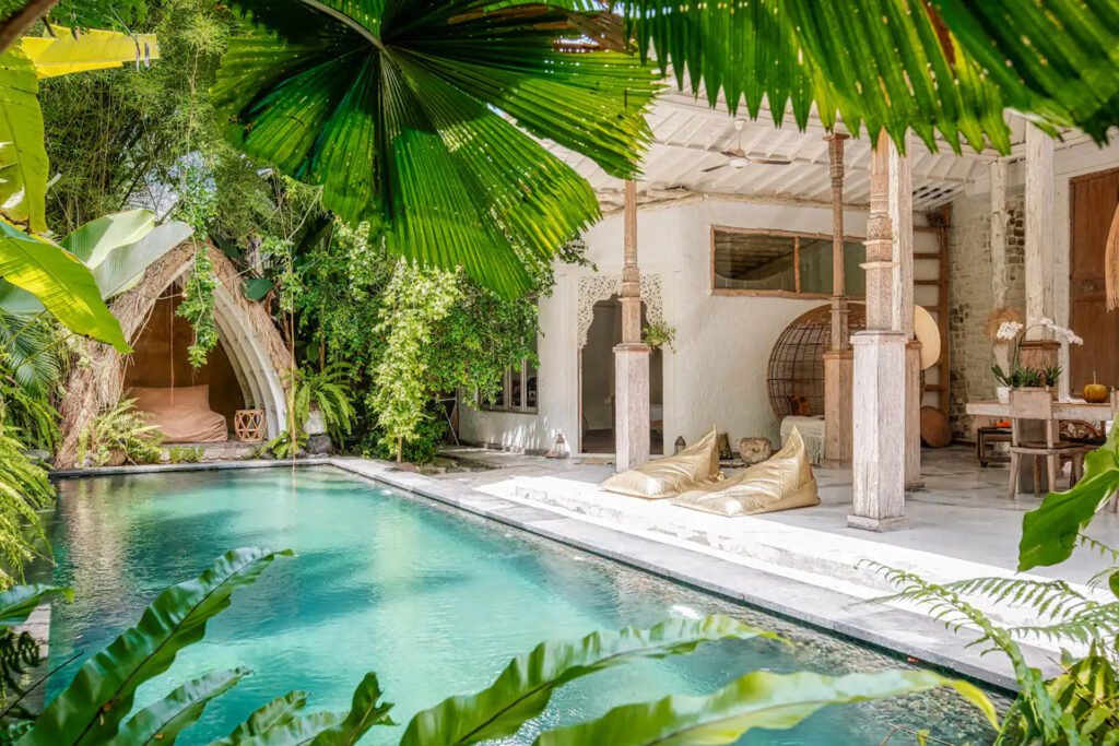 rustic-villa-with-pool-ubud