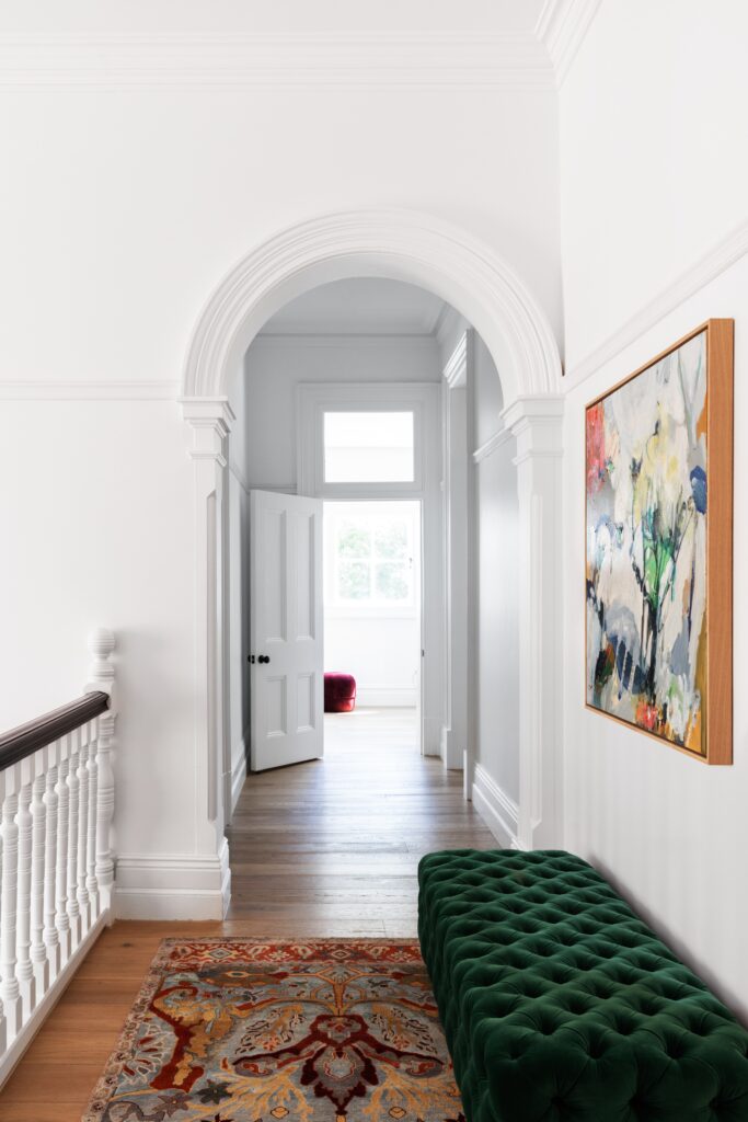 simon-whitbread-mosman-modern-federation-archway-hallway-rug