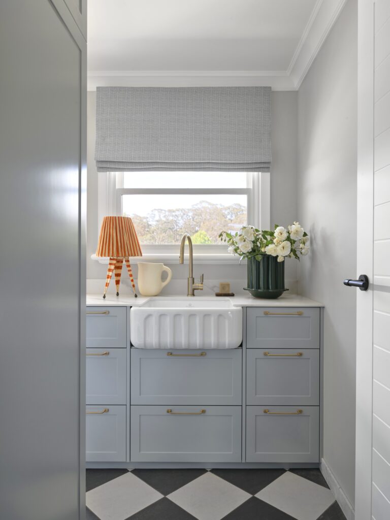 southern-highlands-weekender-blue-laundry