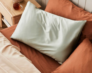 ecosa-glacial-green-pillowcase